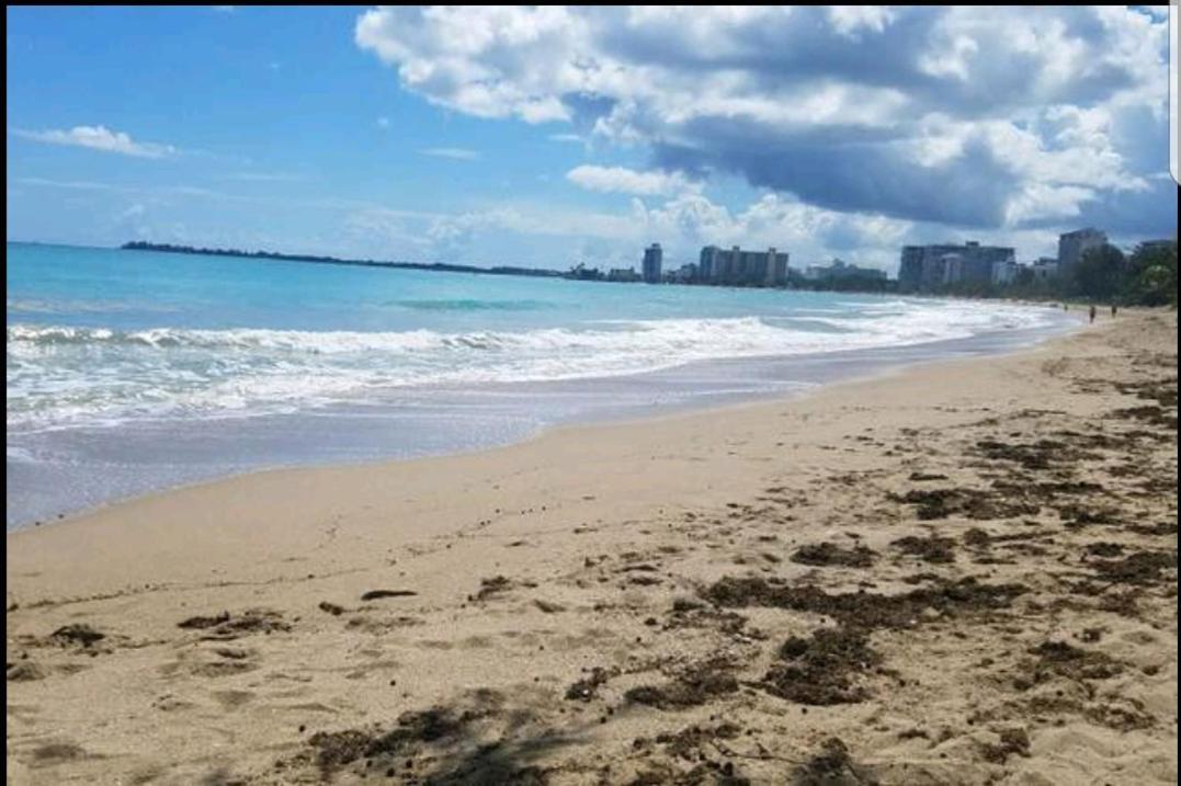 Апартаменты Beach Front Apt Isla Verde 3 Сан-Хуан Номер фото