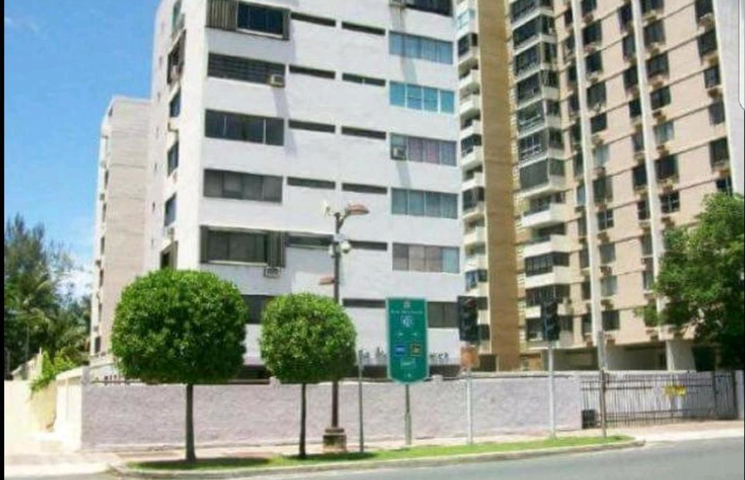 Апартаменты Beach Front Apt Isla Verde 3 Сан-Хуан Номер фото